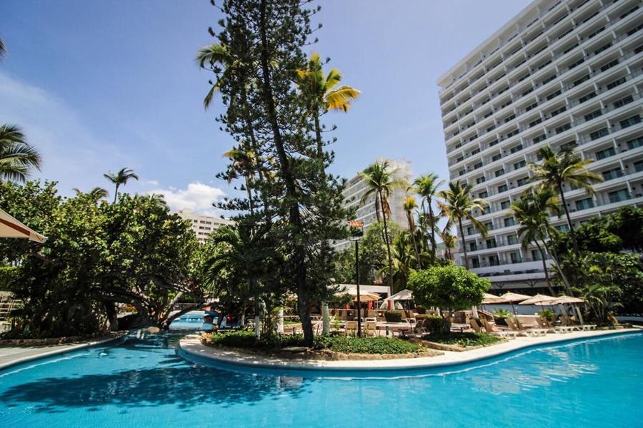 Emporio Acapulco Hotel Екстериор снимка The pool at the Royal