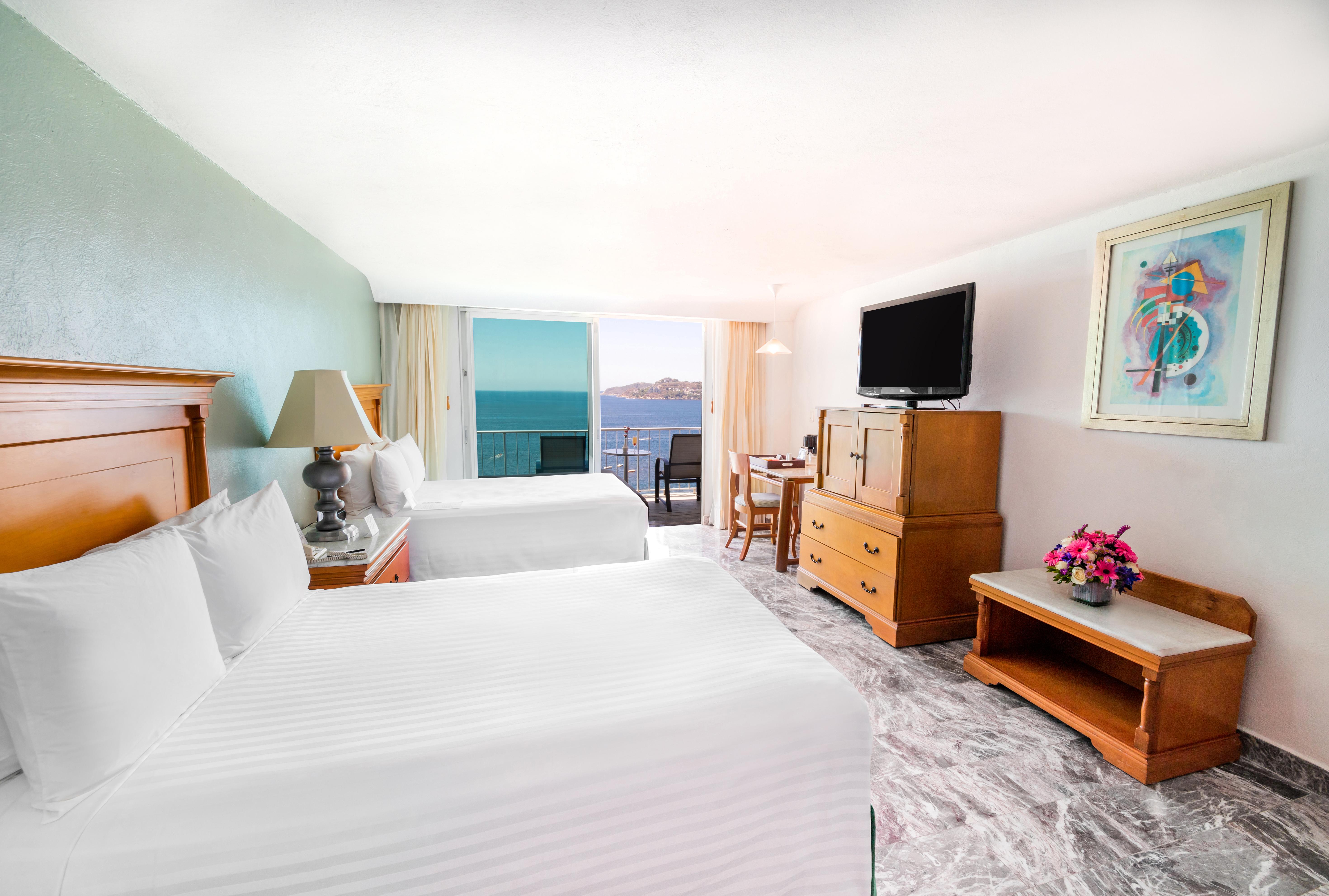 Emporio Acapulco Hotel Екстериор снимка A guest room at the Hilton San Diego Bayfront