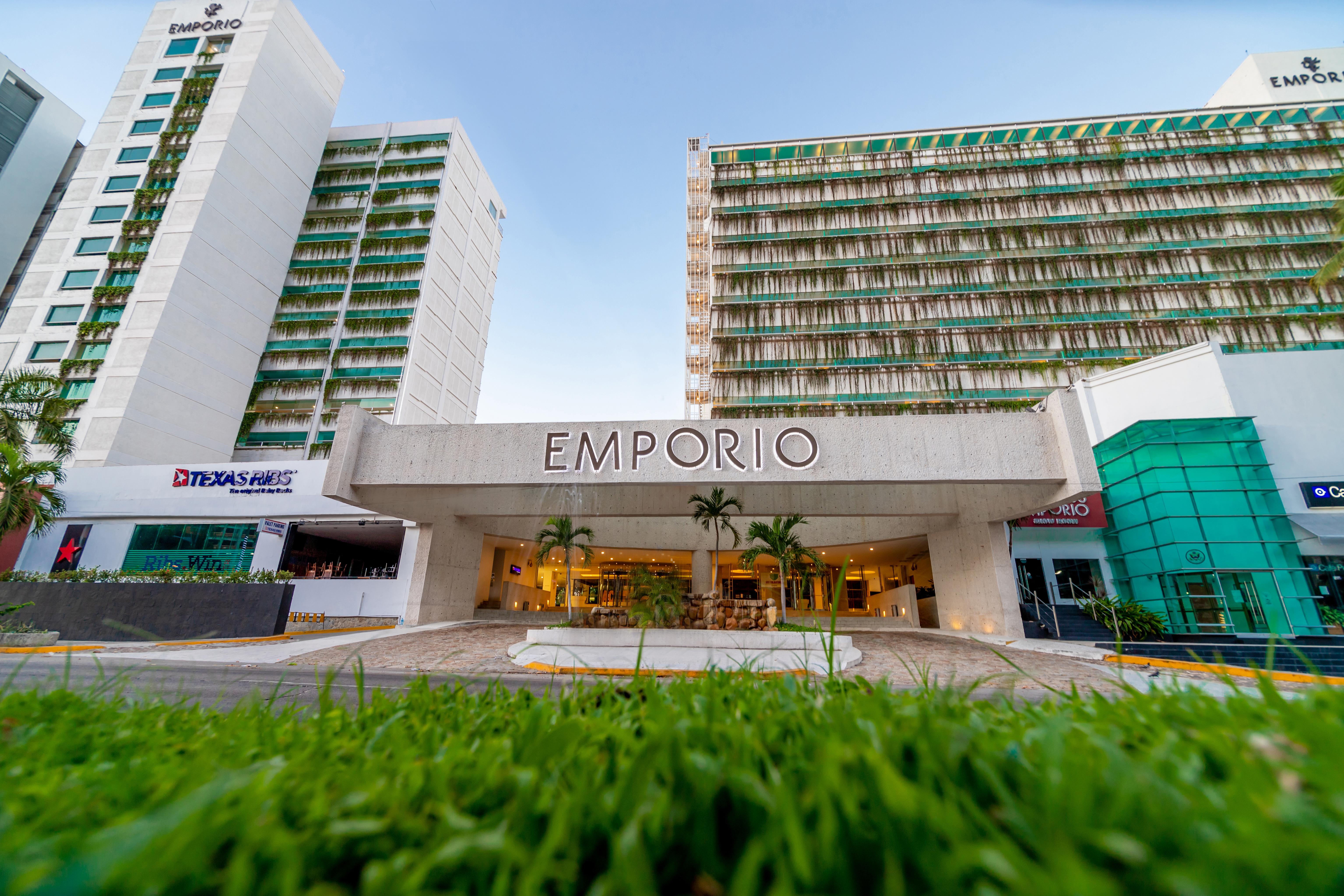 Emporio Acapulco Hotel Екстериор снимка Emporio shopping mall